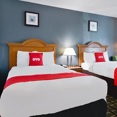 Oyo Hotel Lake Park - Valdosta Area Екстериор снимка