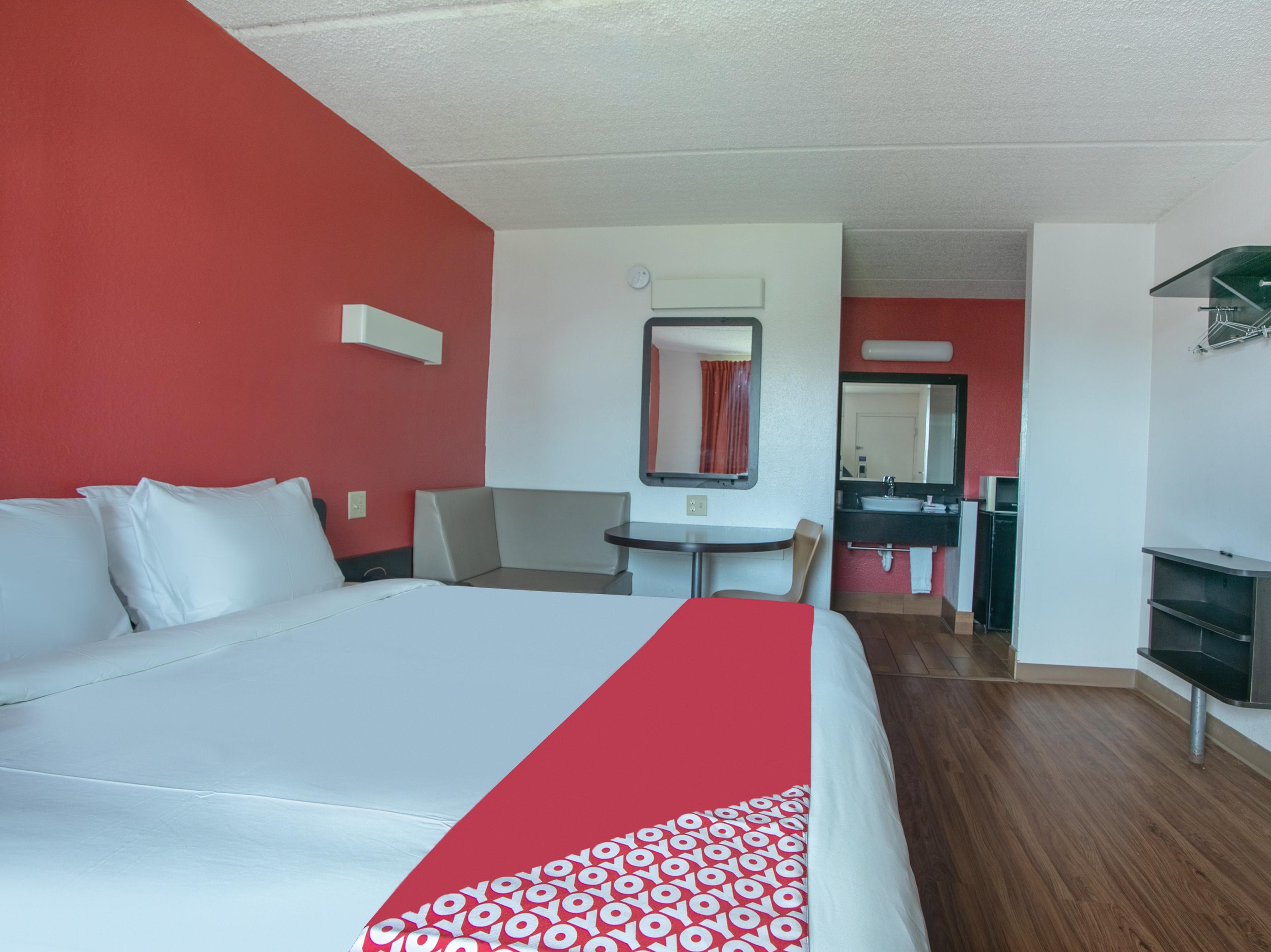 Oyo Hotel Lake Park - Valdosta Area Екстериор снимка