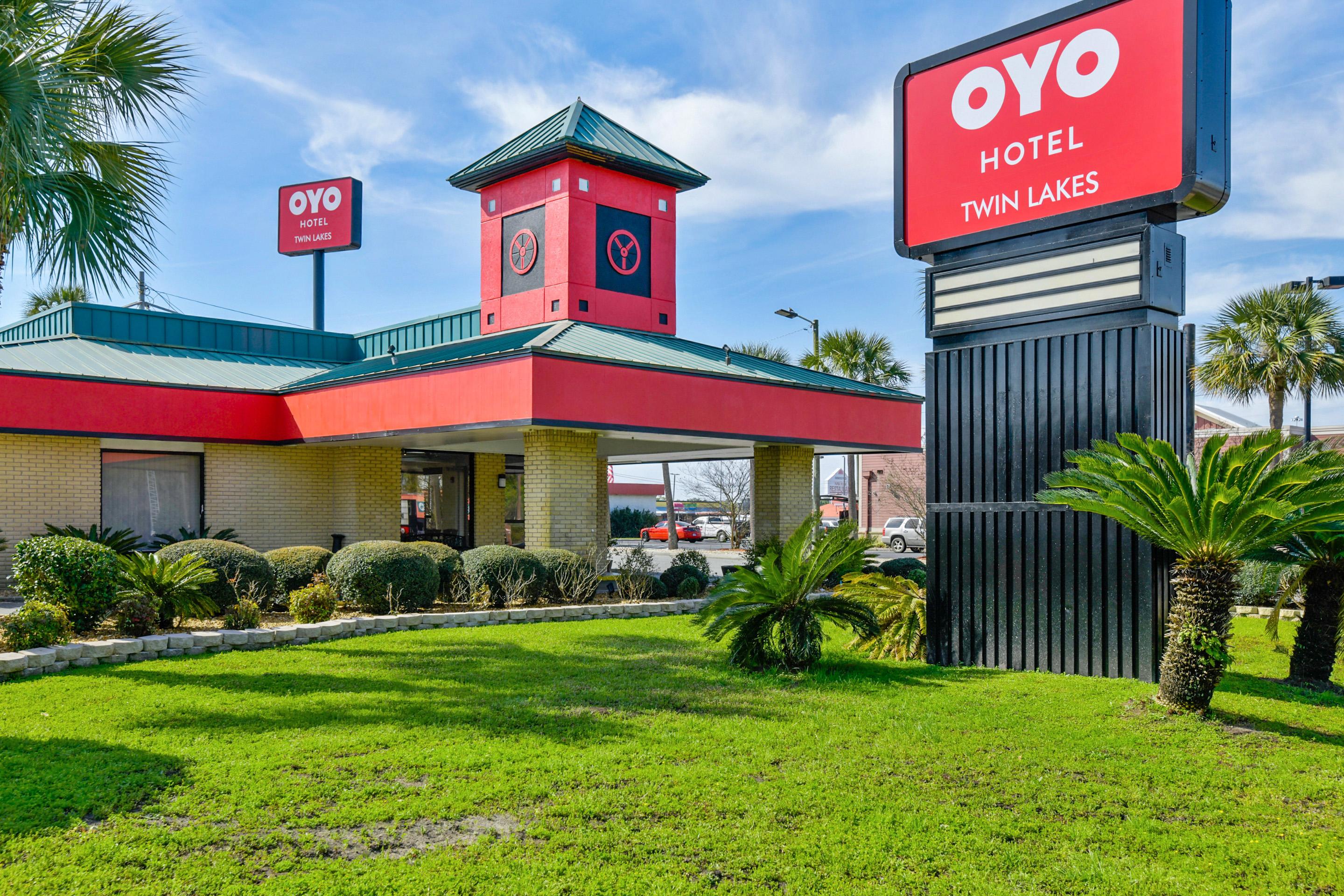 Oyo Hotel Lake Park - Valdosta Area Екстериор снимка