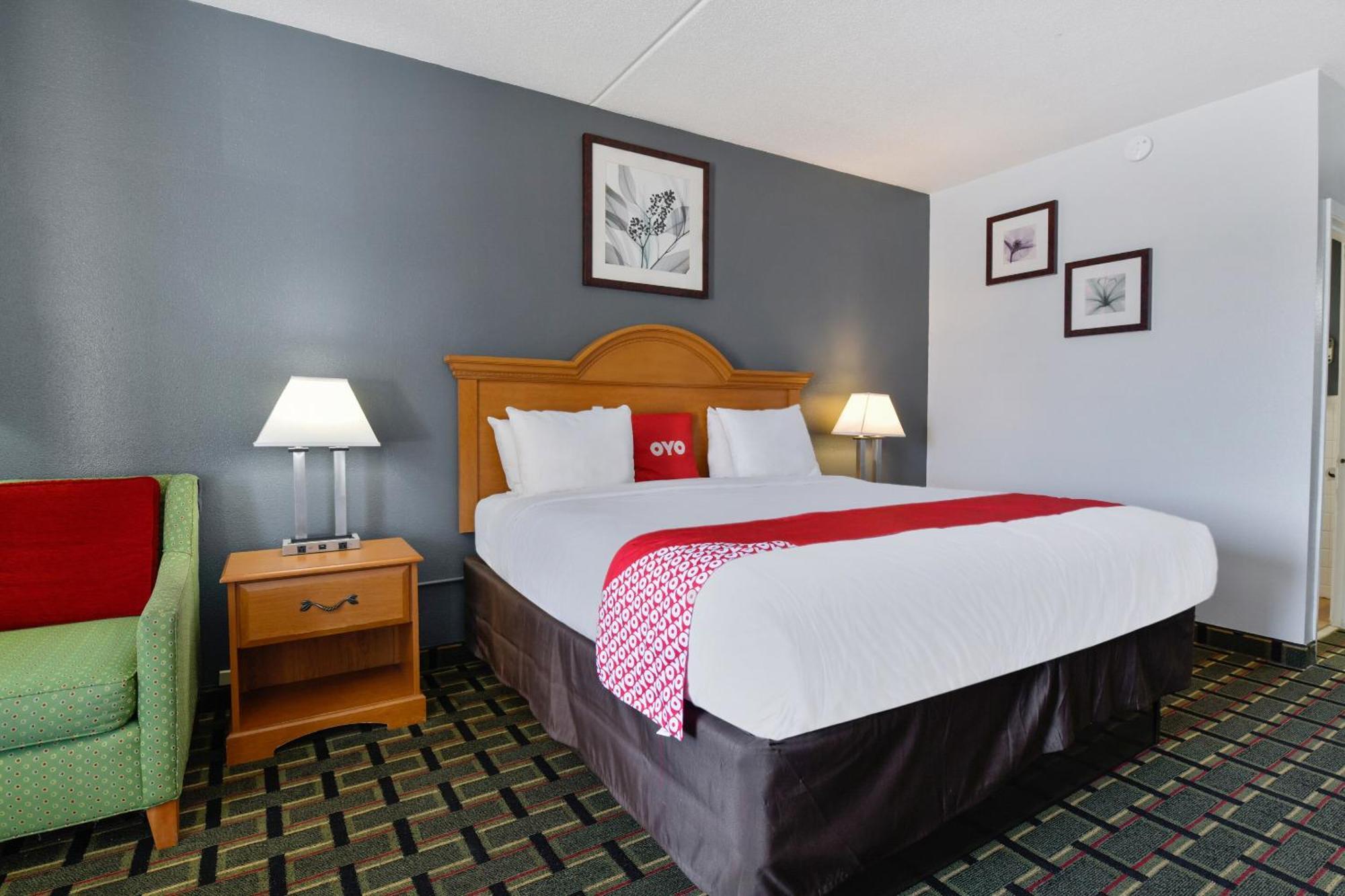 Oyo Hotel Lake Park - Valdosta Area Екстериор снимка